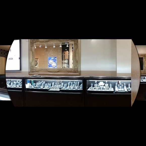 Diamonds - Picture 3 of 5